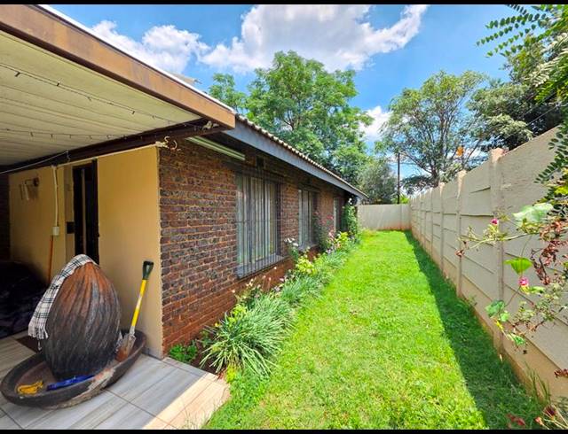 3 BEDROOM HOUSE FOR SALE IN HENLEY-ON-KLIP